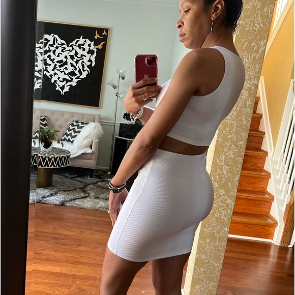 SOLD Fashion Nova White Snatched Skirt Set - Picture 4 of 5